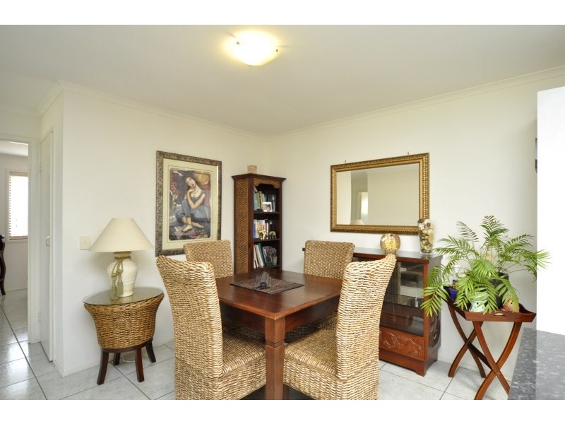 2/40 Kangaroo Avenue, Coombabah QLD 4216