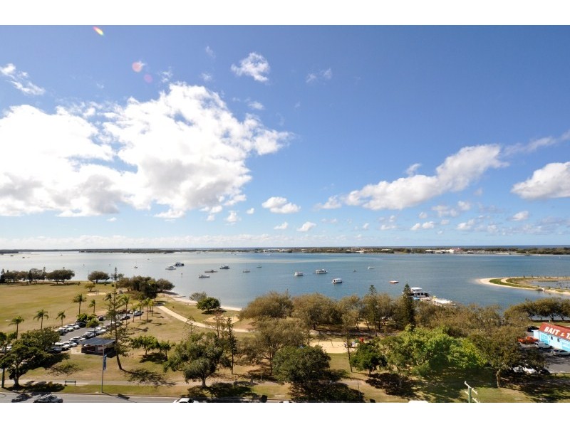 4A/114 Marine Parade, Southport QLD 4215