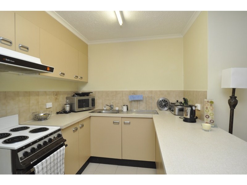 25/162 Frank Street, Labrador QLD 4215