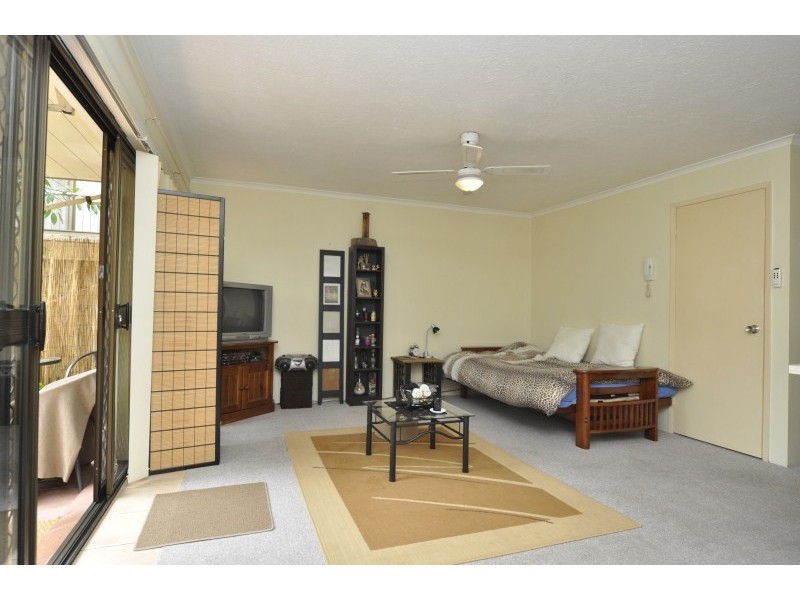 25/162 Frank Street, Labrador QLD 4215