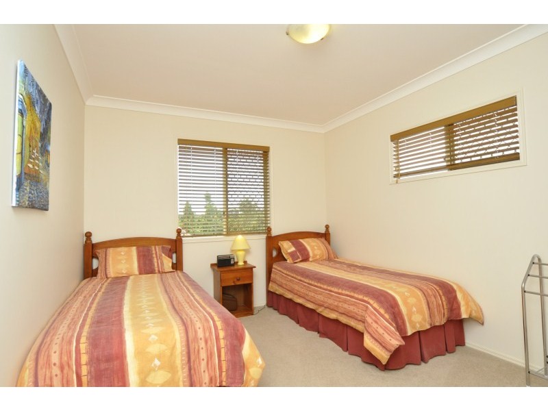 11 Bellwood Place, Molendinar QLD 4214