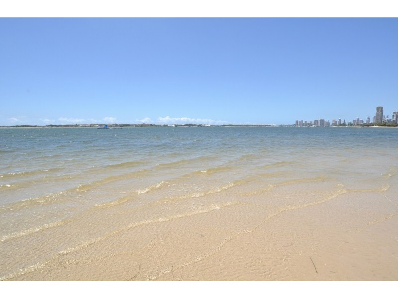 110 Muir Street, Labrador QLD 4215