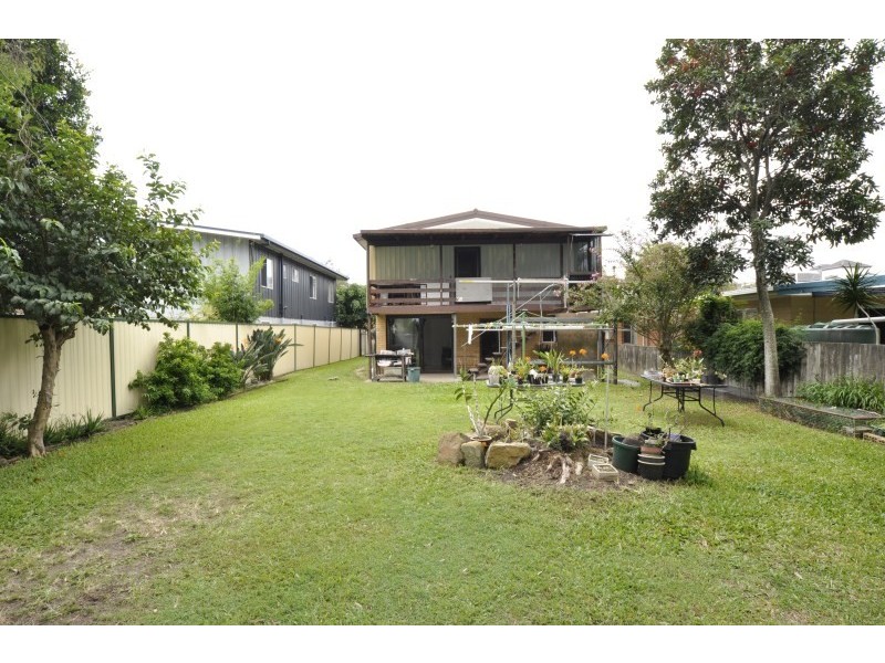 110 Muir Street, Labrador QLD 4215