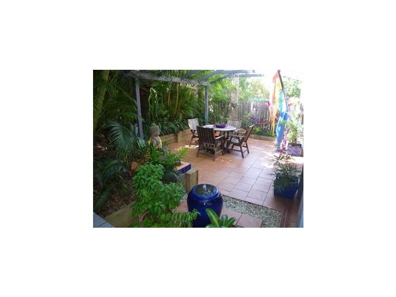 34/63 Olsen Avenue, Labrador QLD 4215