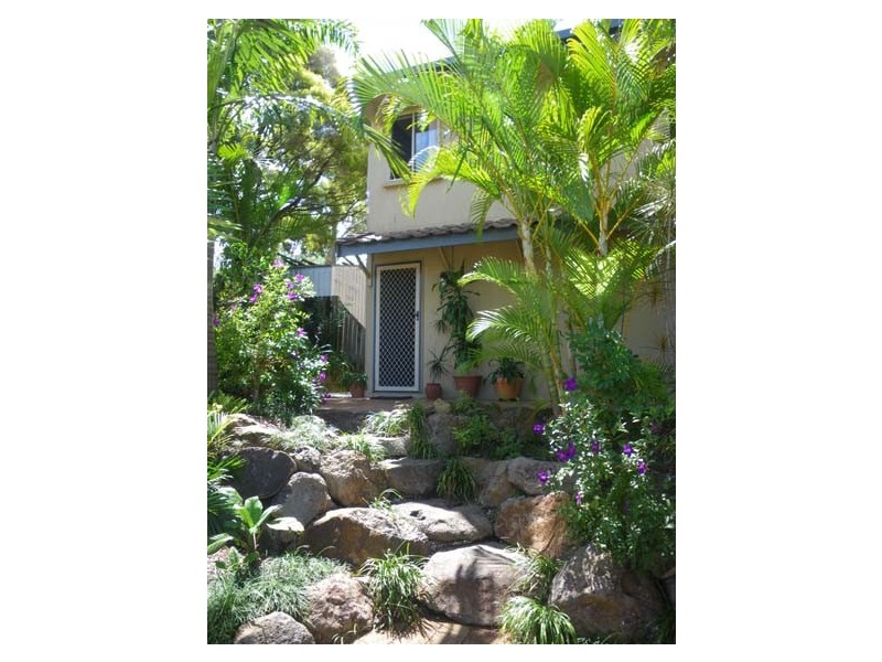 34/63 Olsen Avenue, Labrador QLD 4215