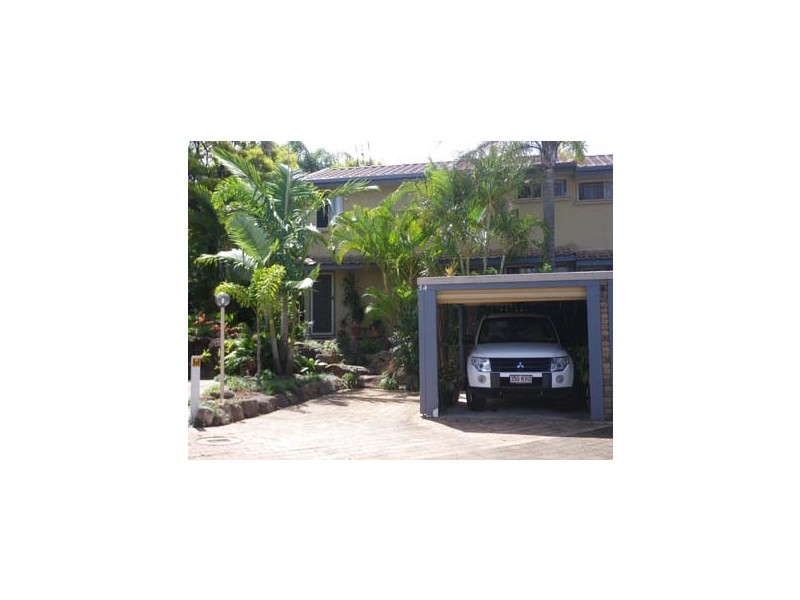 34/63 Olsen Avenue, Labrador QLD 4215