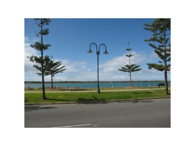 10/444 Marine Parade, Biggera Waters QLD 4216