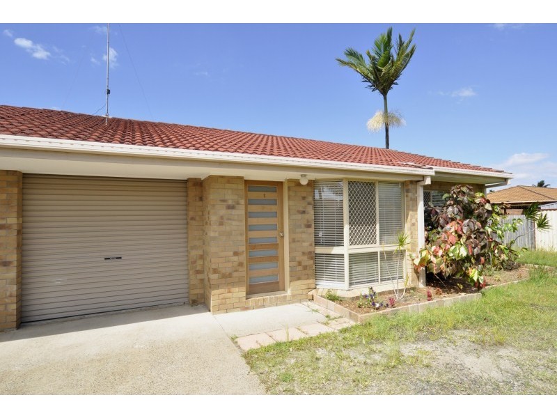 1/142 Whiting Street, Labrador QLD 4215