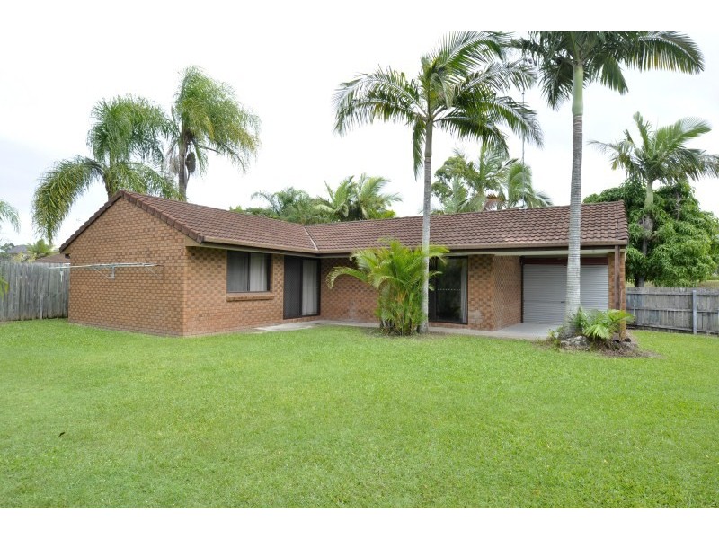 93 Wardoo Street, Southport QLD 4215