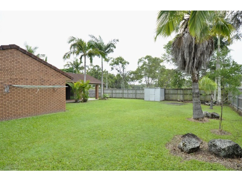 93 Wardoo Street, Southport QLD 4215