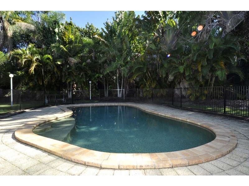 9/14 Liam Court, Labrador QLD 4215