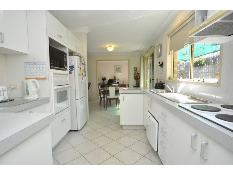 2/9 Chirn Crescent, Labrador QLD 4215