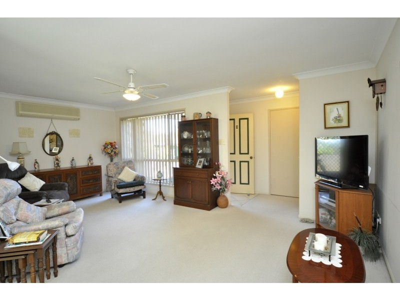 2/9 Chirn Crescent, Labrador QLD 4215