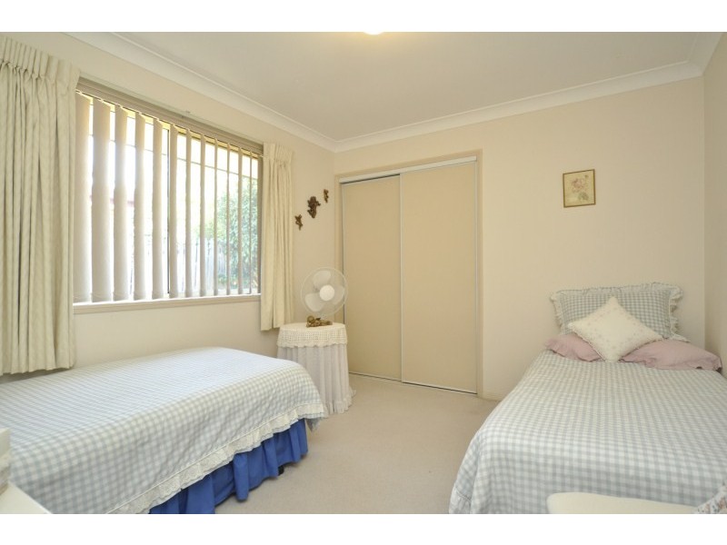 2/9 Chirn Crescent, Labrador QLD 4215