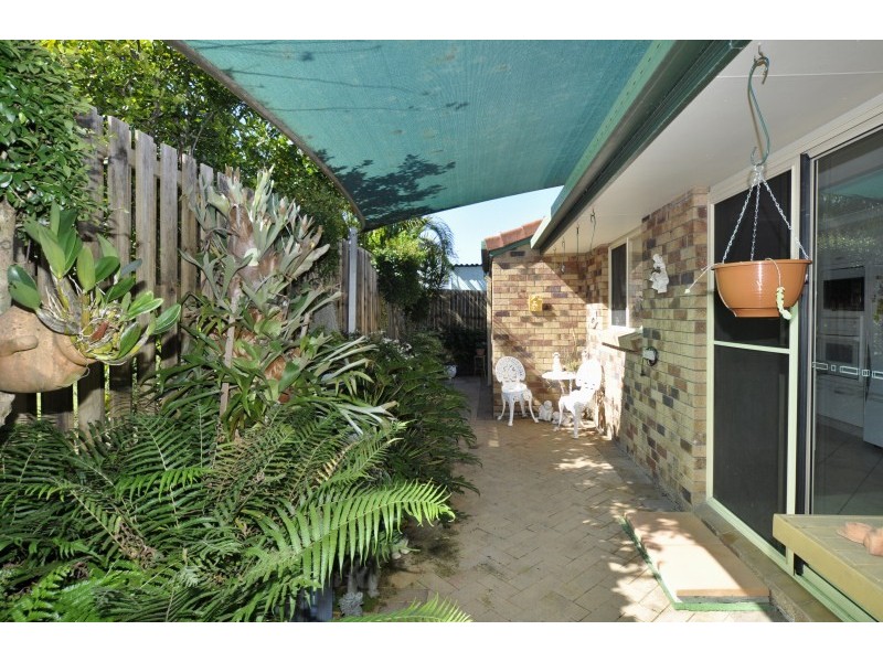 2/9 Chirn Crescent, Labrador QLD 4215