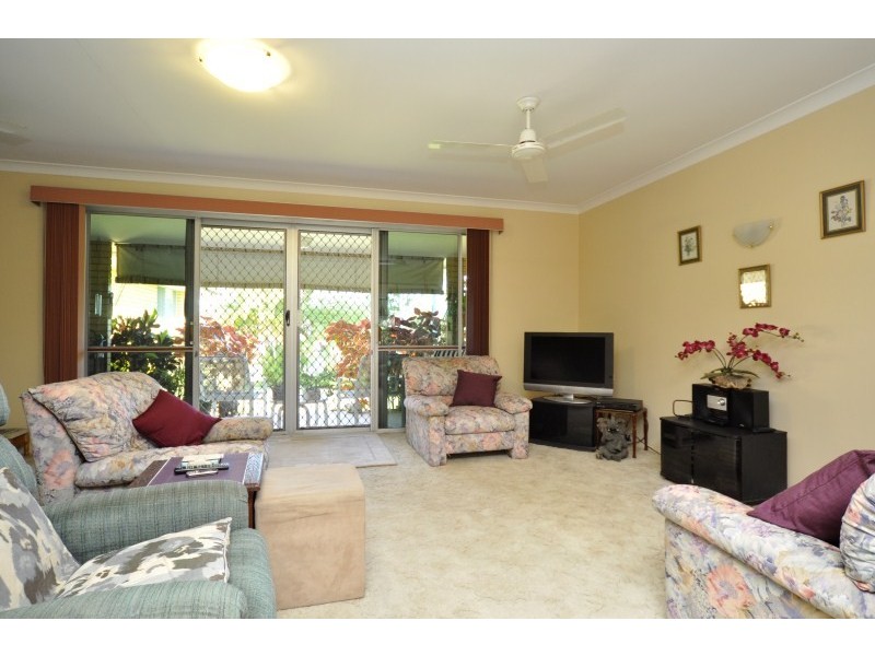 47 Ashbourne Terrace, Biggera Waters QLD 4216