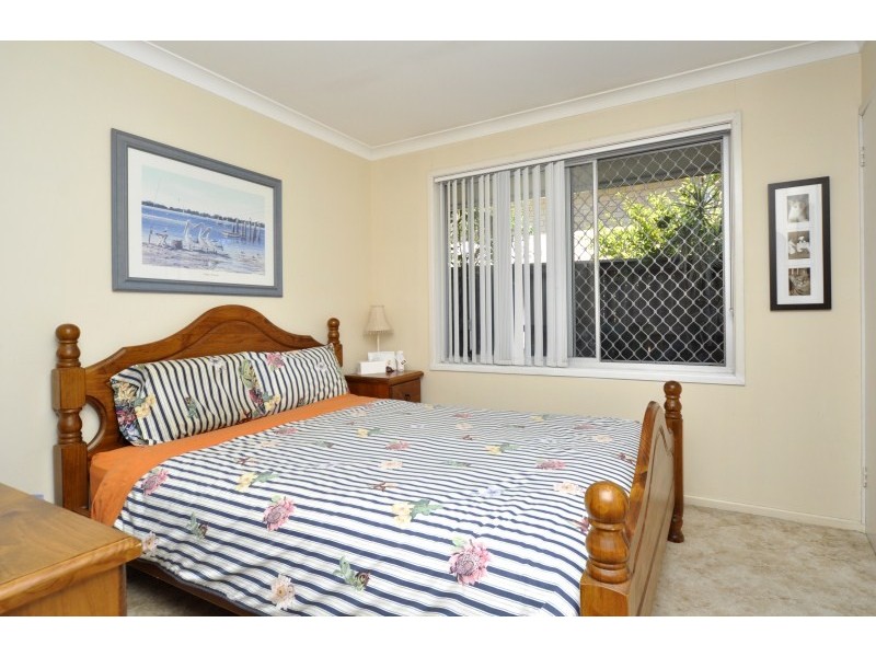 47 Ashbourne Terrace, Biggera Waters QLD 4216