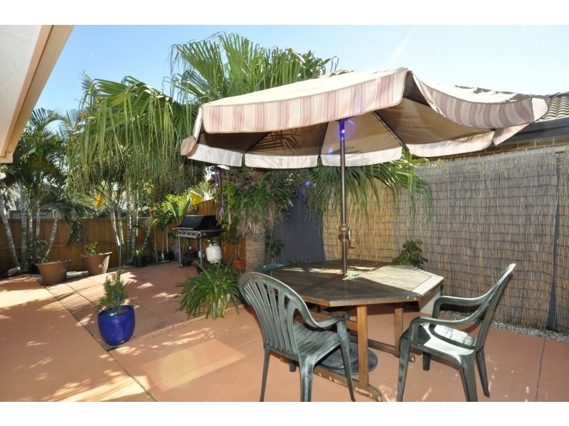 1/19 Kenny Drive, Labrador QLD 4215