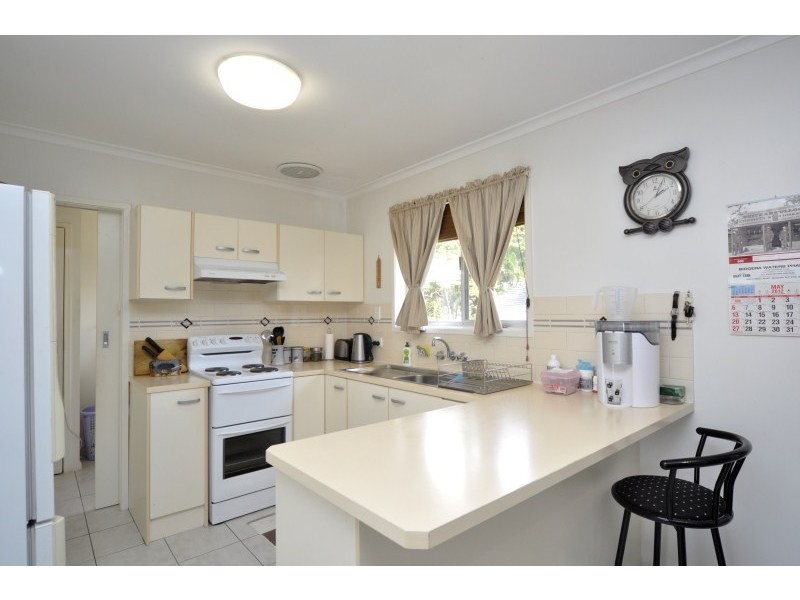 17 The Glade, Labrador QLD 4215