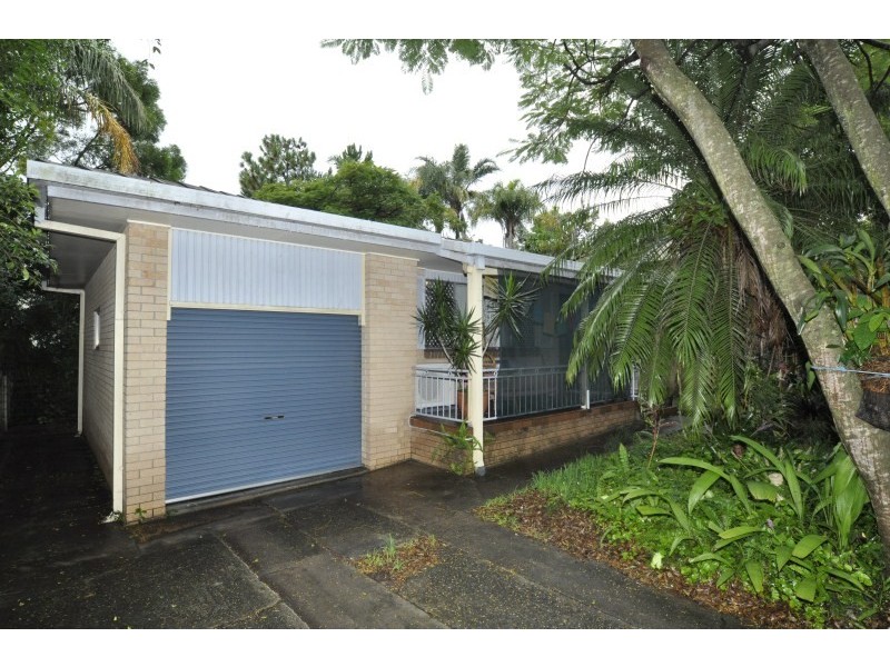 21 Kumbari Avenue, Southport QLD 4215
