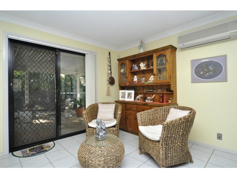 10 Thyme Court, Runaway Bay QLD 4216