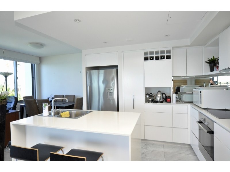 1306/438 Marine Parade, Biggera Waters QLD 4216