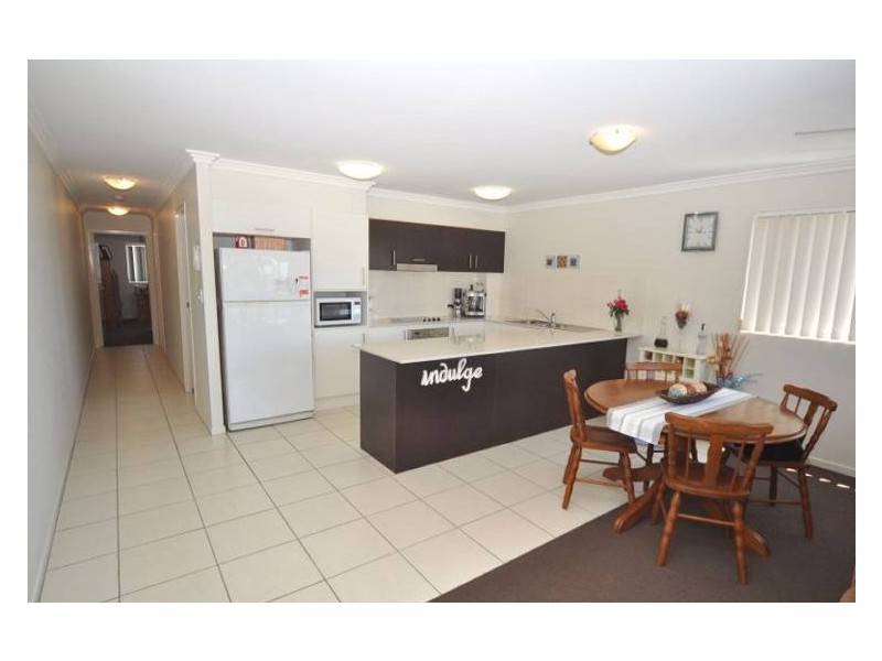 13/8 Proud Street, Labrador QLD 4215