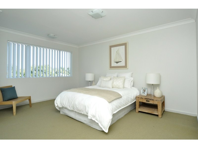 710/33 Clark Street, Biggera Waters QLD 4216