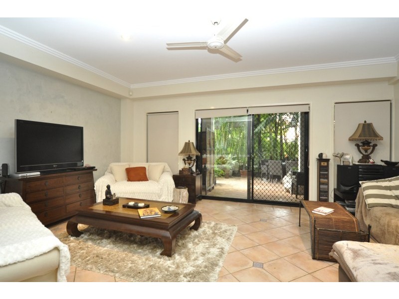 15/1 Bronberg Court, Southport QLD 4215