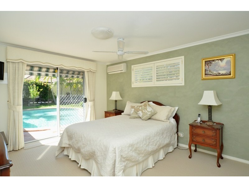 5 Christina Ryan Way, Arundel QLD 4214