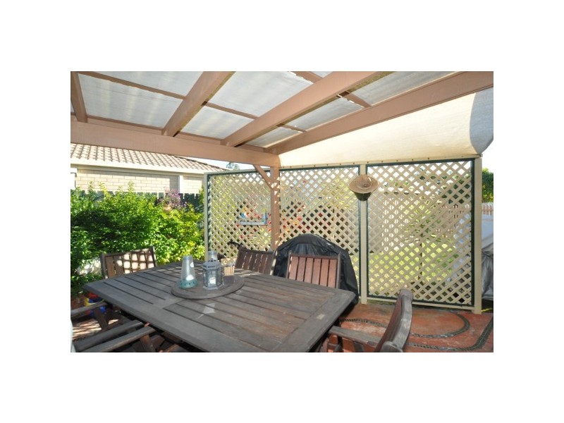 2/116 Little Usher Avenue, Labrador QLD 4215