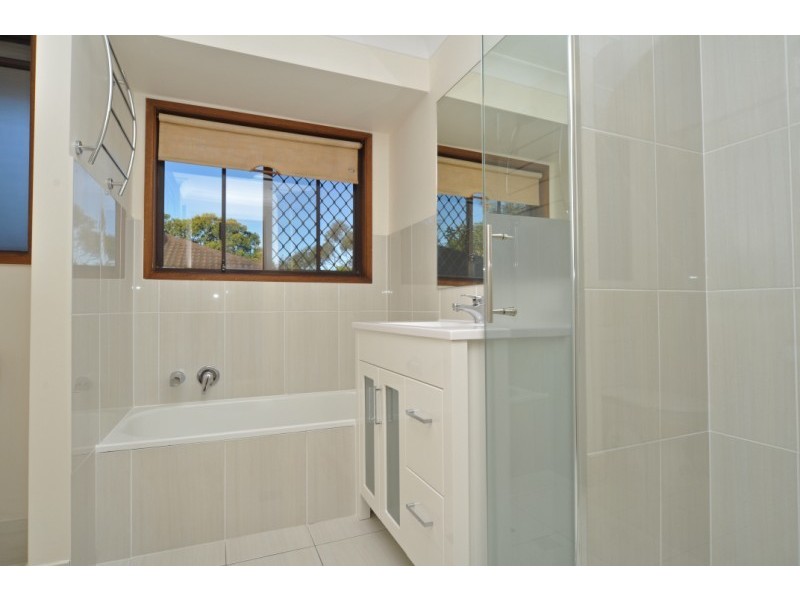 1/191 Musgrave Avenue, Labrador QLD 4215