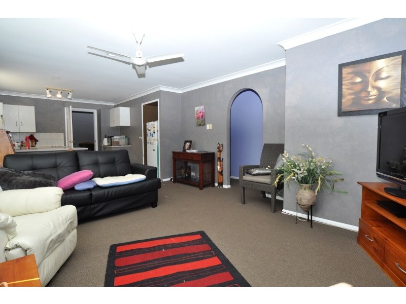 1/15 Coventry Court, Labrador QLD 4215