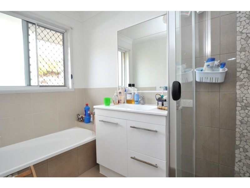 1/15 Coventry Court, Labrador QLD 4215