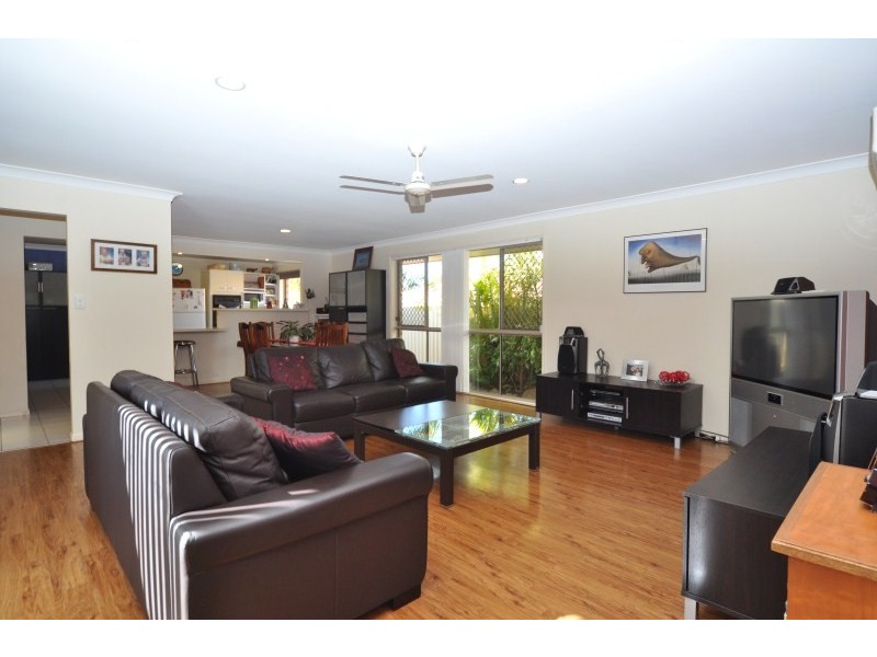 78 Open Drive, Arundel QLD 4214