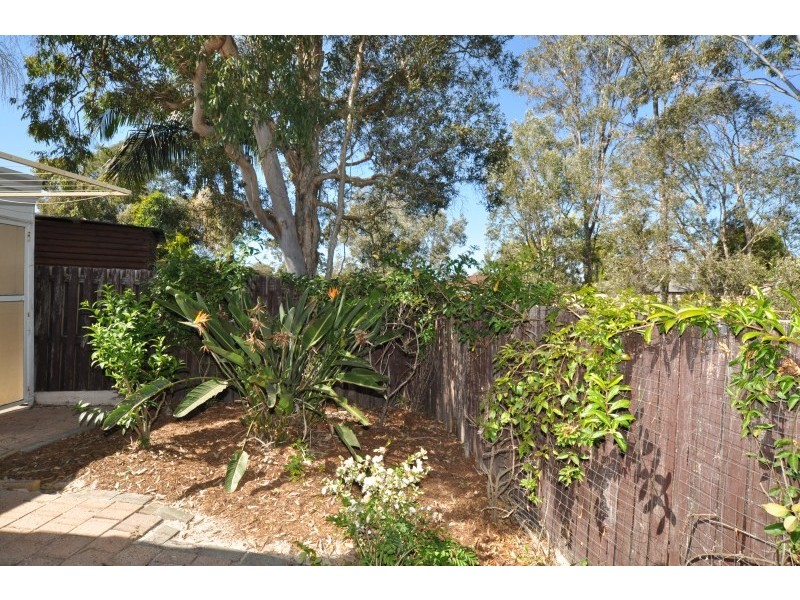 1/5 Harvey Court, Labrador QLD 4215