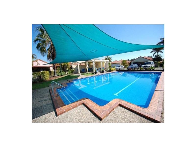 11/4 Bronberg Court, Southport QLD 4215