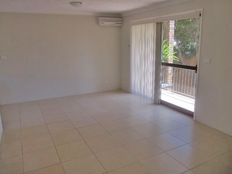 4/156 Frank Street, Labrador QLD 4215