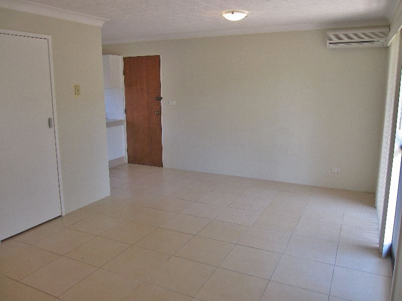 4/156 Frank Street, Labrador QLD 4215