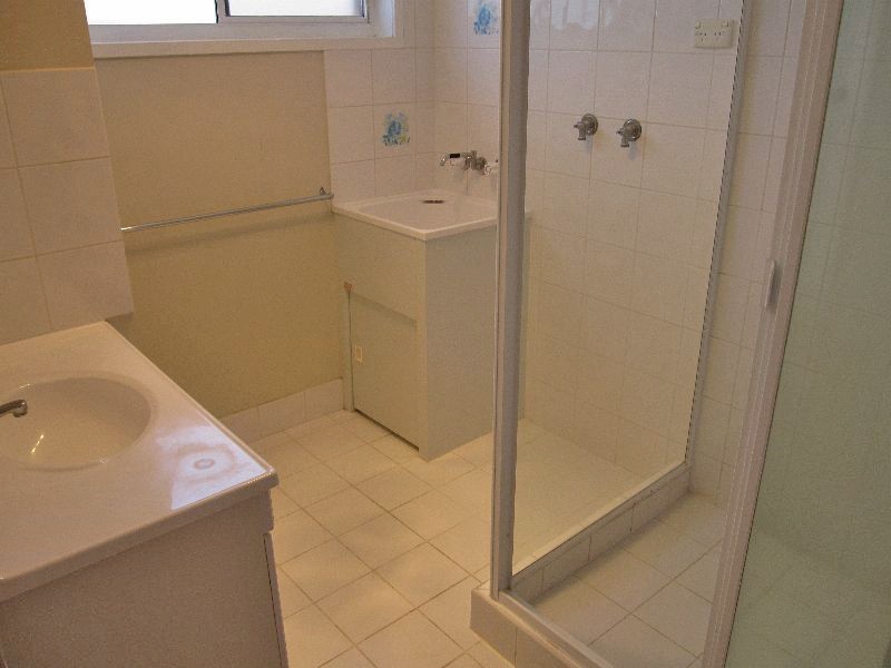 4/156 Frank Street, Labrador QLD 4215