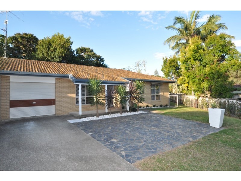 2/5 Heffernan Crescent, Southport QLD 4215