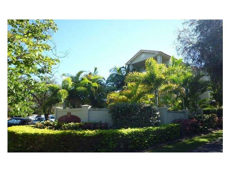 10/25 Chester Terrace, Southport QLD 4215