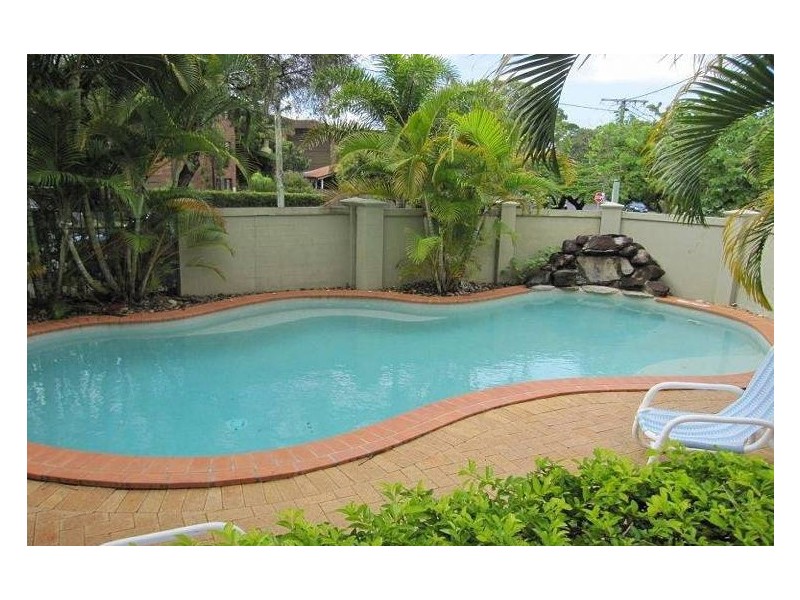 10/25 Chester Terrace, Southport QLD 4215