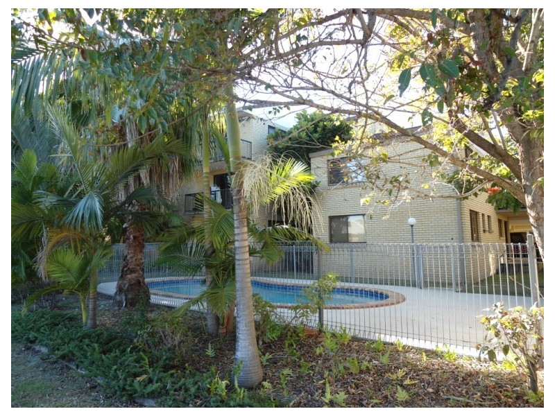 3/25 Ahern Street, Labrador QLD 4215