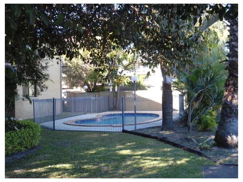 3/25 Ahern Street, Labrador QLD 4215