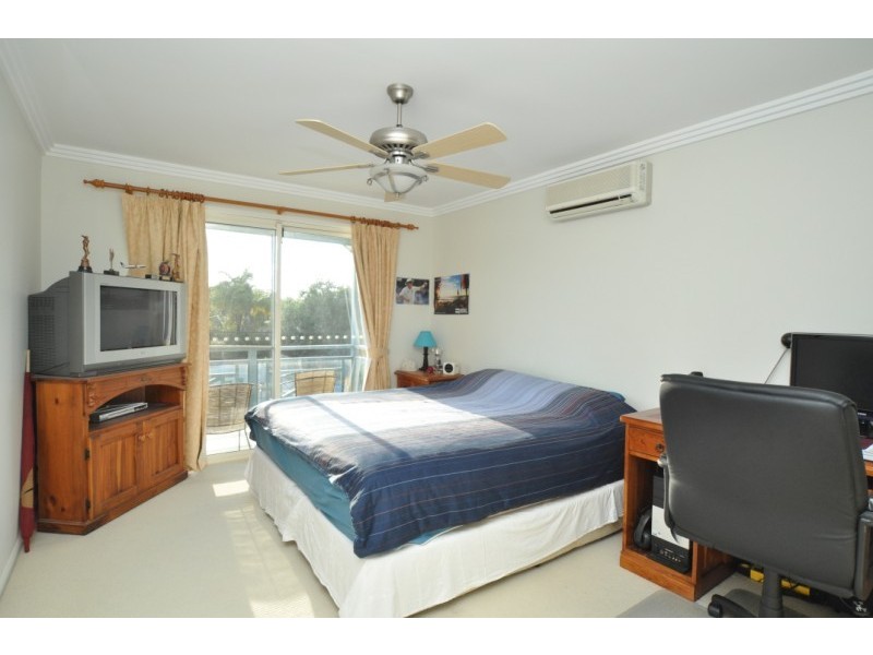 3/197 High Street, Southport QLD 4215
