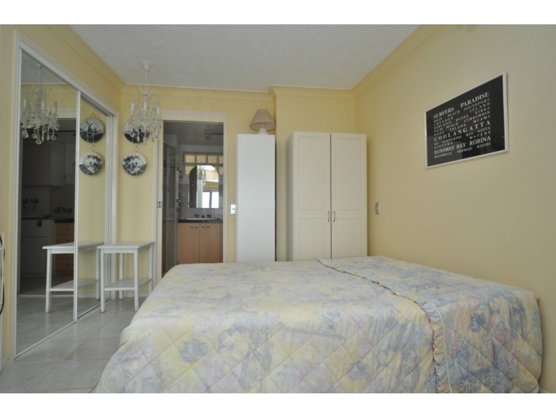 72/106 Marine Parade, Southport QLD 4215