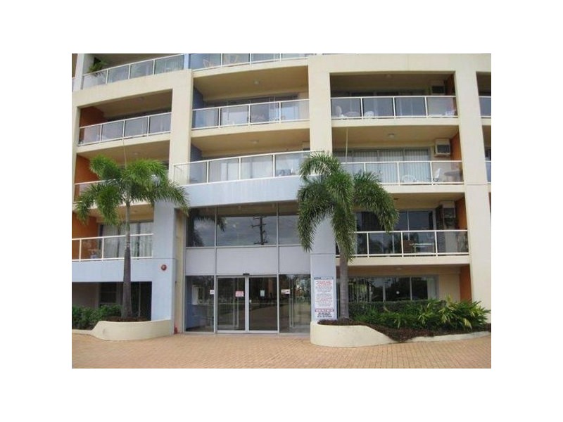 72/106 Marine Parade, Southport QLD 4215