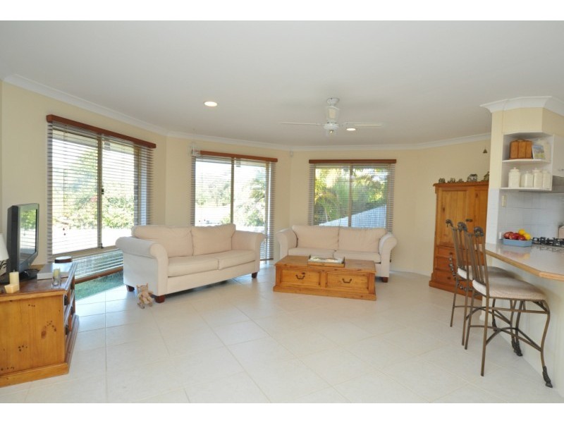 14 Maidstone Place, Parkwood QLD 4214