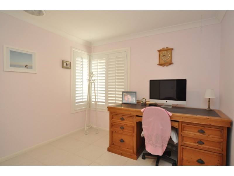 14 Maidstone Place, Parkwood QLD 4214